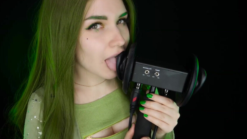 ASMR Kitty Klaw New - Licking & Mouth sounds