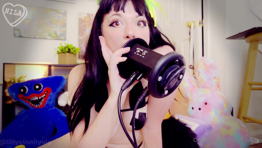 ASMR LillyVinnily - Hot Ear Liking