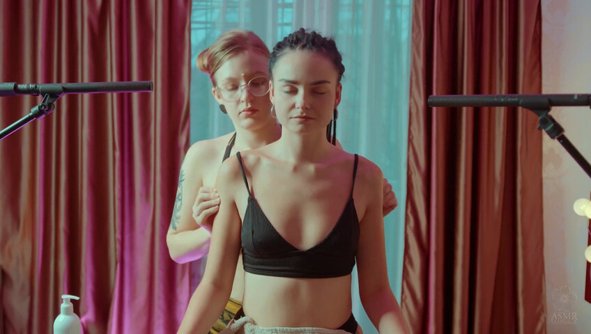 ASMR Massage - 27 October 2024 - Shoulders Massage by Yolana to Amazonica