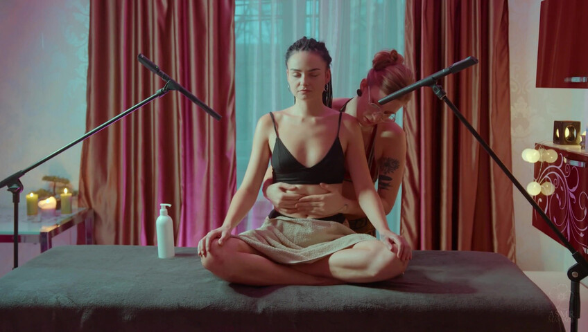 ASMR Massage - 27 October 2024 - Shoulders Massage by Yolana to Amazonica