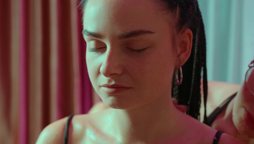 ASMR Massage - 27 October 2024 - Shoulders Massage by Yolana to Amazonica