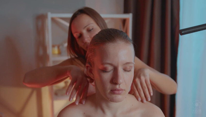 ASMR Massage - Welcome Massage by Lina to Yolana