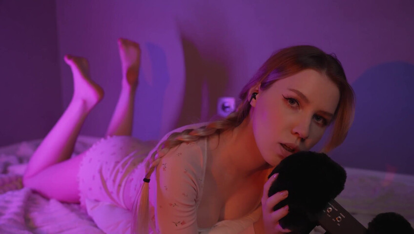 ASMR Mood Crunch Of Ears