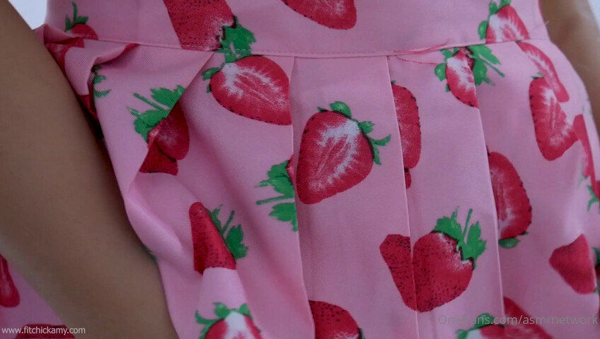 ASMR Network - Fit Chick Amy Having Fun - Close Up Masturbation