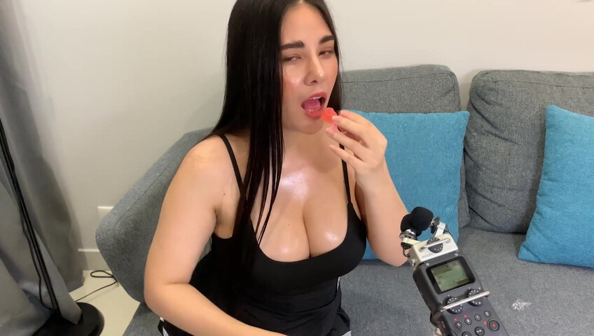 ASMR Wan - ASMR licking Push Pop and diamond ring - Oiled Boobs