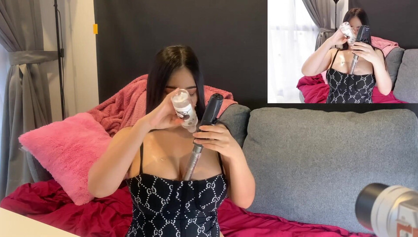 ASMR Wan - Licking and Massage