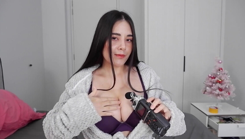 ASMR Wan - Scrathing, tapping on my body at last - Cucumber licking