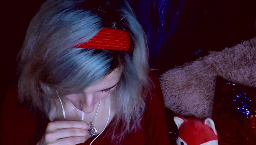 Aftyn Rose ASMR - Lollipop Licking and Sucking