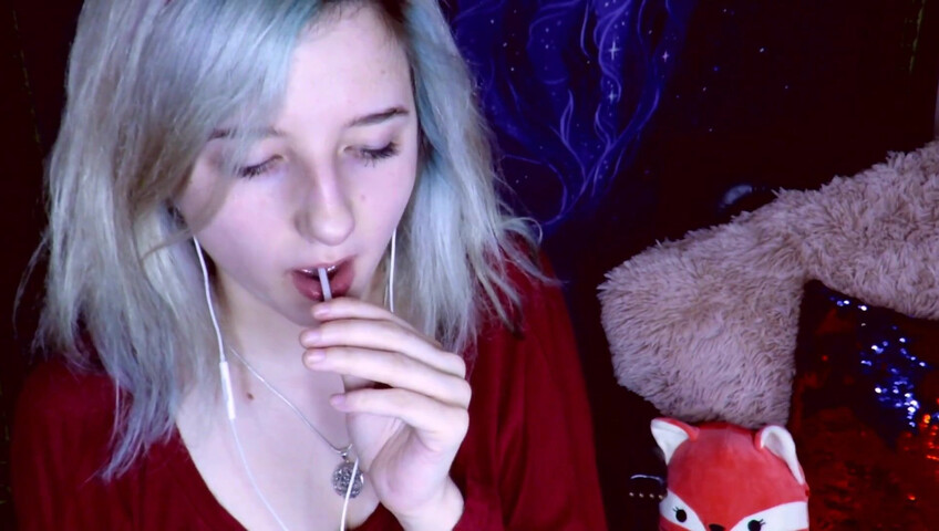 Aftyn Rose ASMR - Lollipop Licking and Sucking
