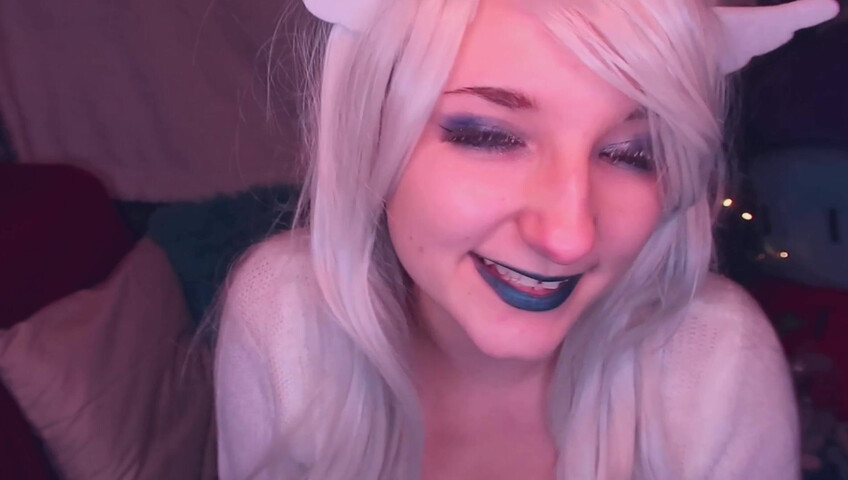 Aftyn Rose ASMR - angel explores the human body and blesses you with love and kisses