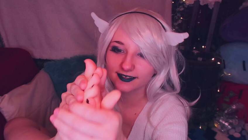 Aftyn Rose ASMR - angel explores the human body and blesses you with love and kisses