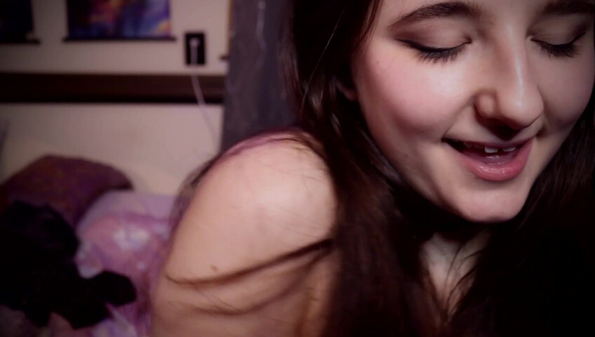 Aftyn Rose Boobs - Valentyne