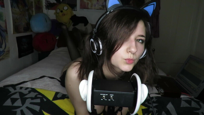 AftynRose ASMR - Affectionate Kitty Craves Attention