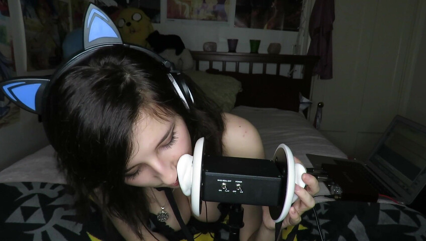 AftynRose ASMR - Affectionate Kitty Craves Attention