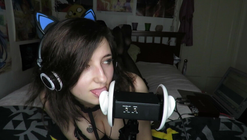 AftynRose ASMR - Affectionate Kitty Craves Attention