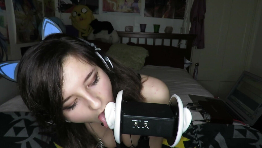 AftynRose ASMR - Affectionate Kitty Craves Attention