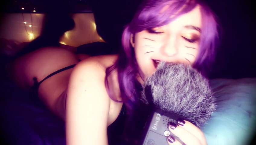 AftynRose ASMR - Blair is bored