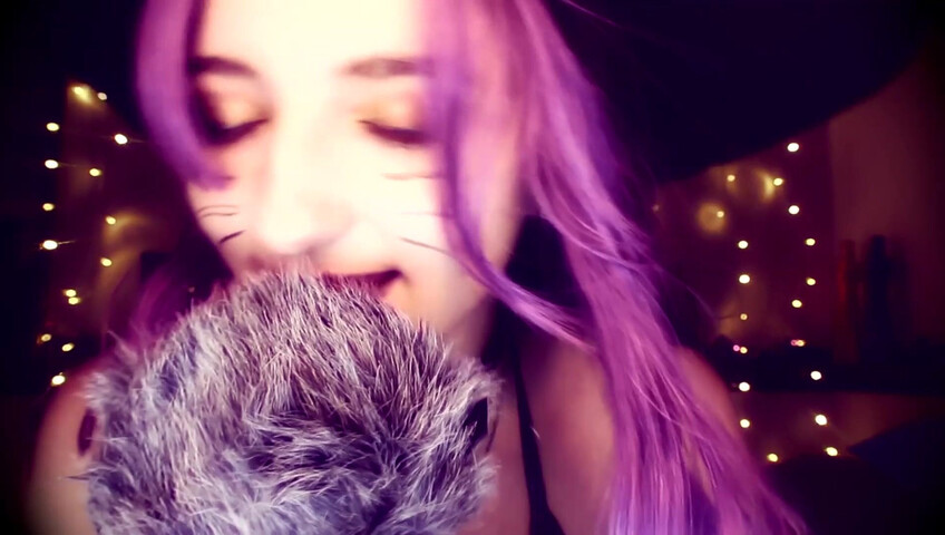 AftynRose ASMR - Blair is bored