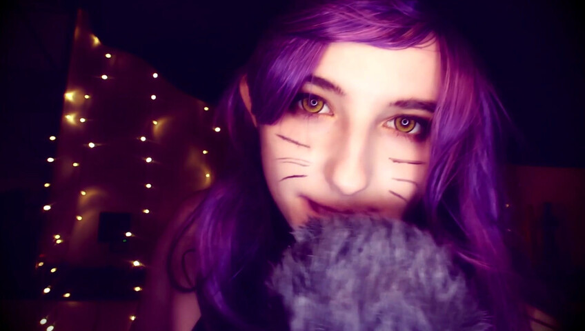 AftynRose ASMR - Blair is bored