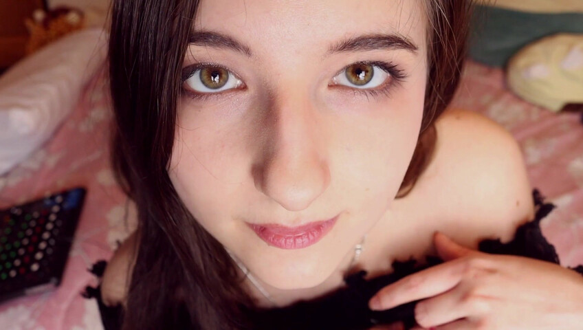 AftynRose ASMR - Scratching! Sweater, chest, booty, feet, legs, etc