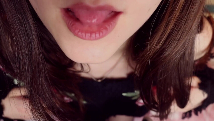 AftynRose ASMR - Scratching! Sweater, chest, booty, feet, legs, etc