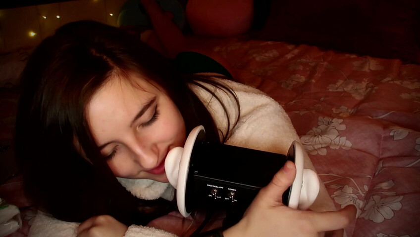AftynRose ASMR - Snuggly ear licking