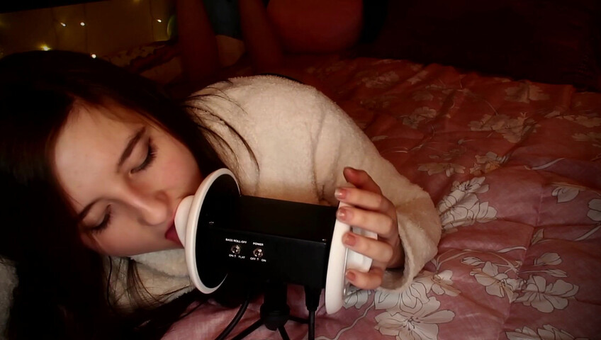 AftynRose ASMR - Snuggly ear licking