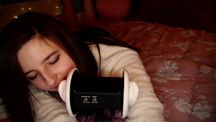 AftynRose ASMR - Snuggly ear licking