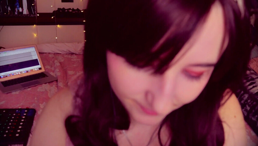 AftynRose ASMR - Sweet and messy Maid