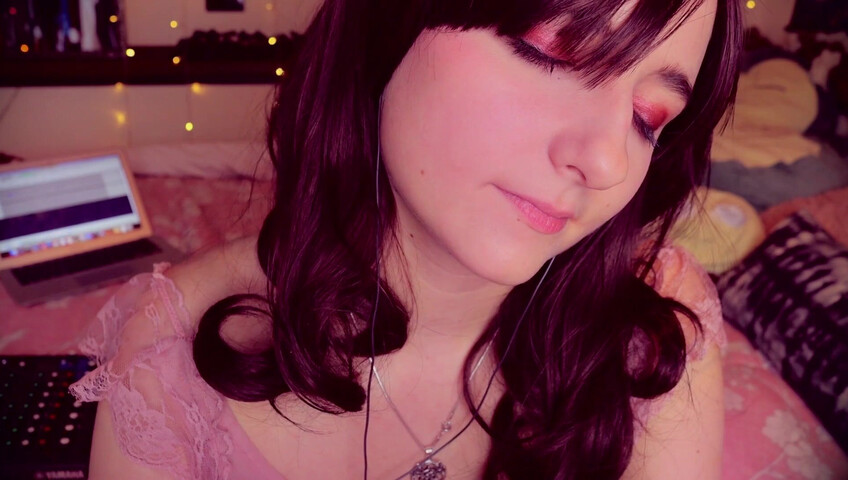 AftynRose ASMR - Sweet and messy Maid