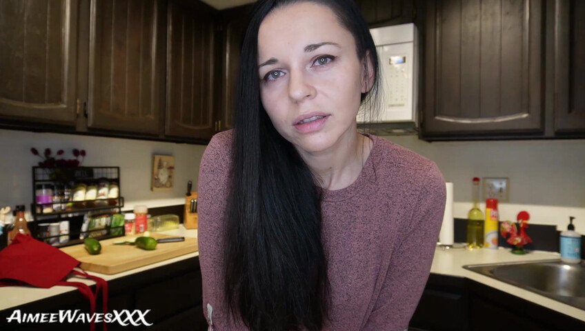 AimeeWavesXXX - Mom Indulges Your Foot Fetish