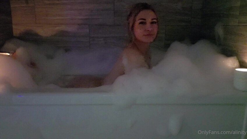 Alinity Nude - Bath Onlyfans Video