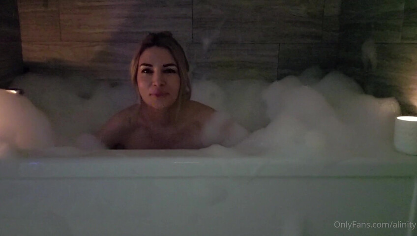 Alinity Nude - Bath Onlyfans Video