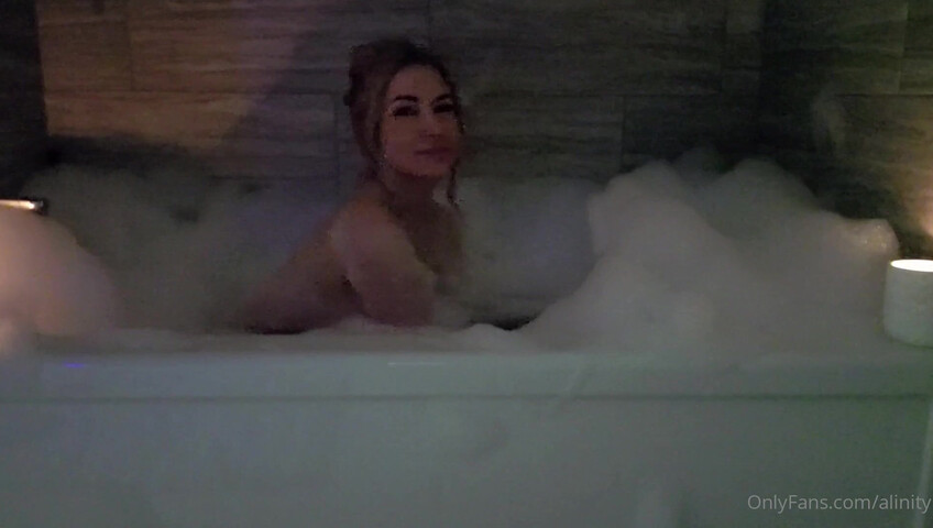 Alinity Nude - Bath Onlyfans Video