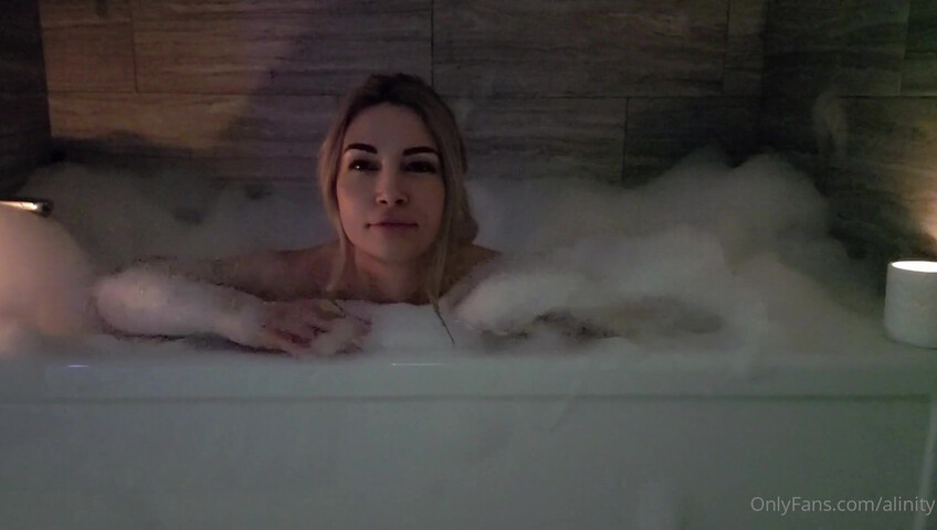 Alinity Nude - Bath Onlyfans Video