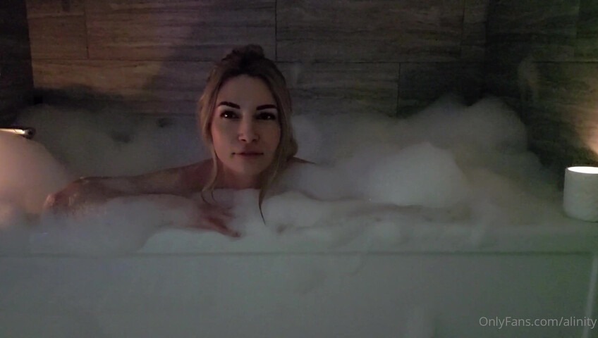 Alinity Nude - Bath Onlyfans Video