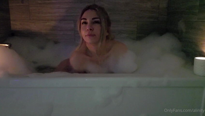 Alinity Nude - Bath Onlyfans Video