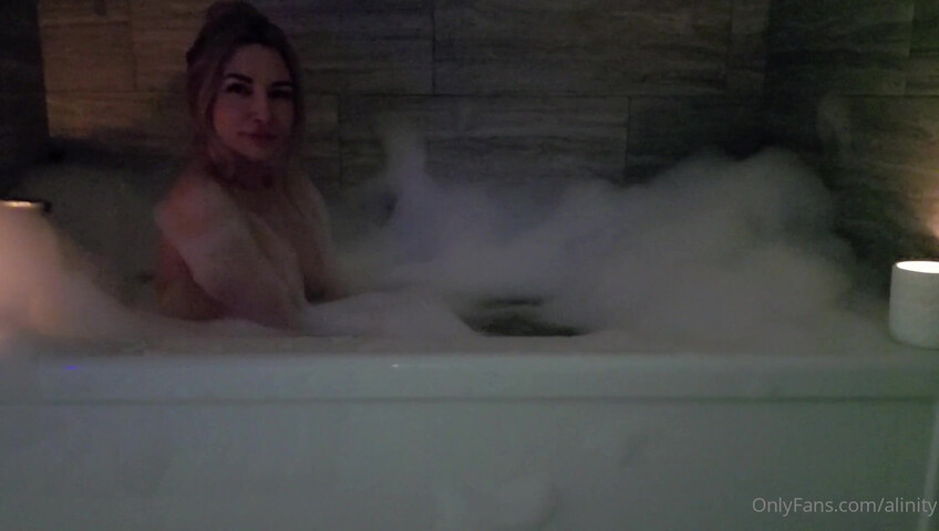 Alinity Nude - Bath Onlyfans Video