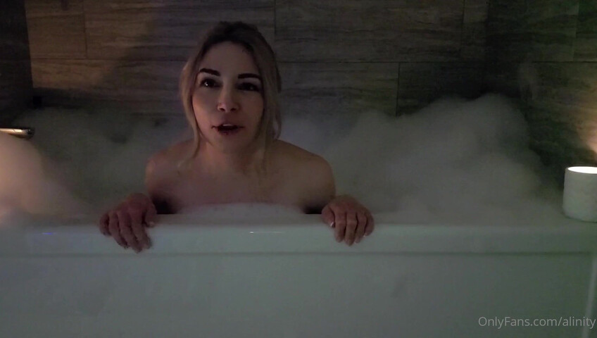 Alinity Nude - Bath Onlyfans Video