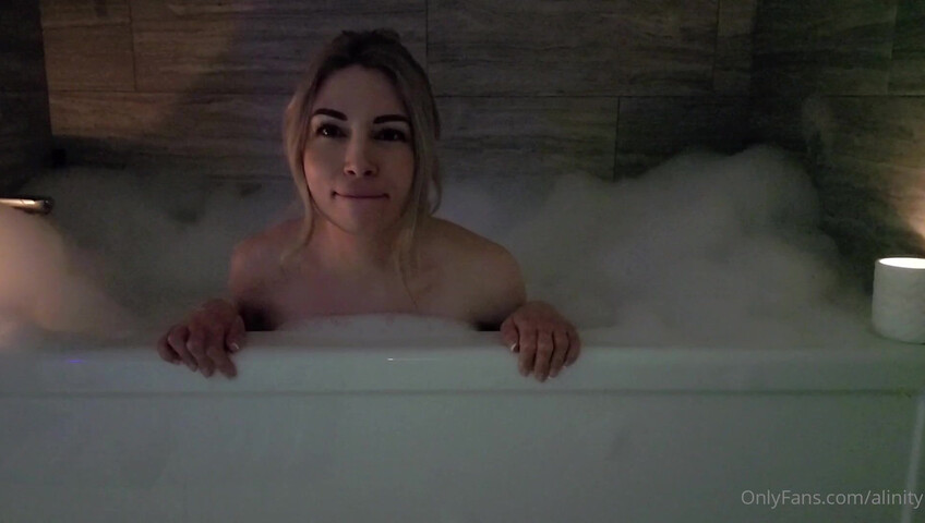 Alinity Nude - Bath Onlyfans Video