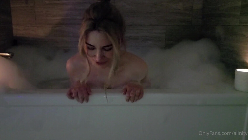 Alinity Nude - Bath Onlyfans Video