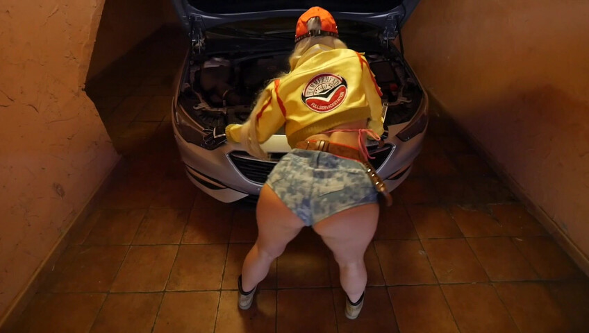 Amanda Toy - BBC - Full Service Sex Station