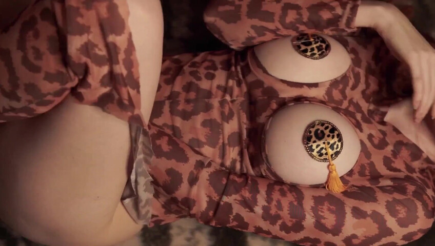 Amouranth - 26 July 2021 - WAP Dancing Patreon Video