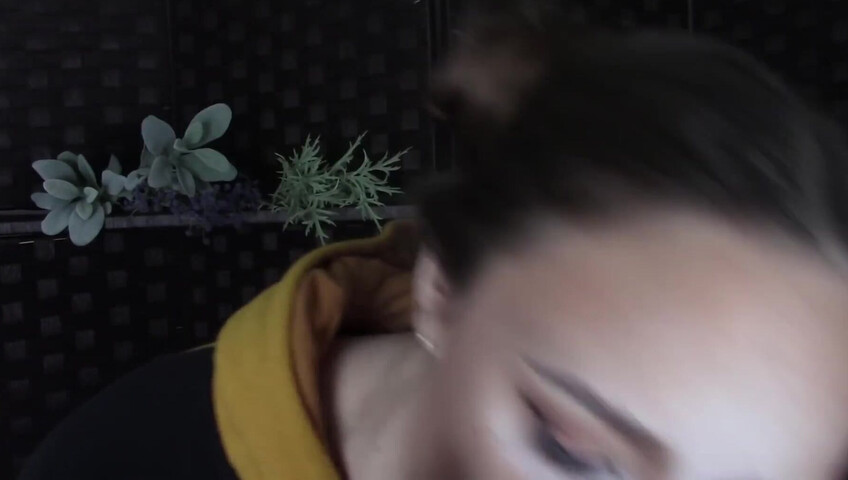 Amy Kay ASMR - Sleepy forest girl sucks your dick