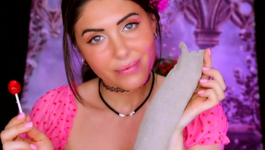 Angelique ASMR - Can I play with your Snake please