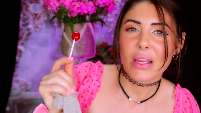 Angelique ASMR - Can I play with your Snake please