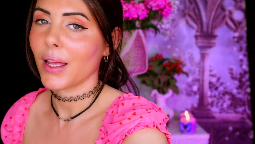 Angelique ASMR - Can I play with your Snake please