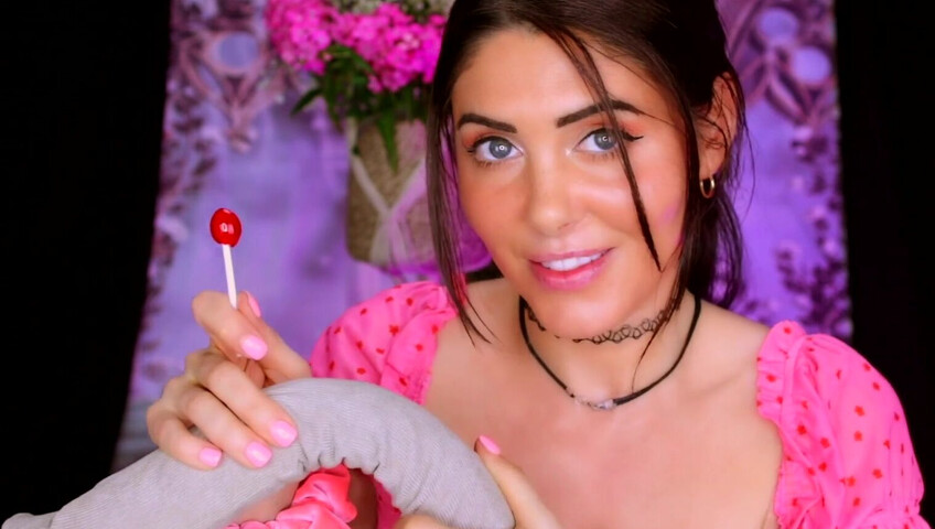 Angelique ASMR - Can I play with your Snake please