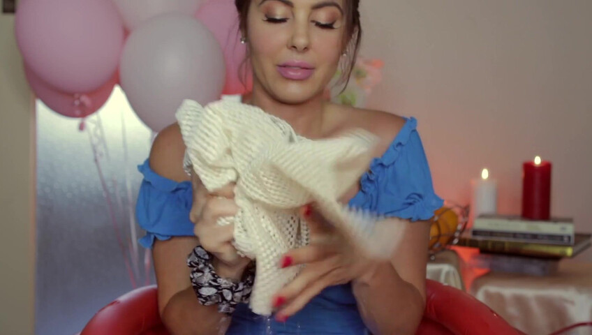 Angelique ASMR - Let's chill out Pool Party