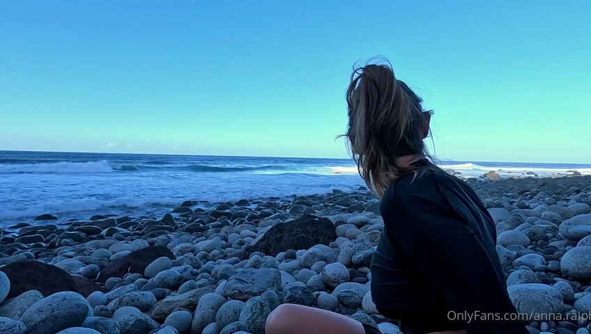 Anna Ralphs - Fucked on the beach